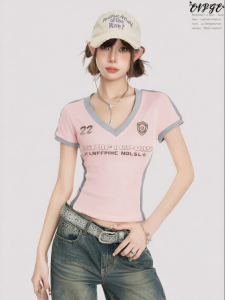 EVPGB | Áo Thun Croppedamerican Pink V-Neck