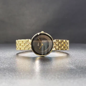 Women Watch Light Luxury Brand Business Simple Retro Metal Bracelet Waterproof Ladies Fashion Quartz Clock Watches W150