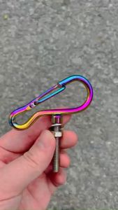 Móc Bấm Titan 7 Móc Bấm Màu Móc Gạt Màu Móc Treo Hai Bên giá Baga của xe Có chốt- Dùng CHo mọi loại Xê- Chất Liệu Không Rỉ- Bền Đẹp
