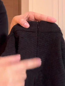 French Black Floral Print High Waist A-Line Mini Skirt Womens Autumn Winter New Style Slimming Versatile Short Skirt