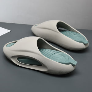 Casual Mens Summer Outdoor Beach Sandals Anti-Slip Wear-Resistant Thick Bottom Flat Slippers Comfortable Sensation Slippers