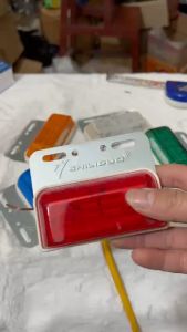 Đèn sườn xe tải SD4003 điện 12v-24v nhiều màu sắc.