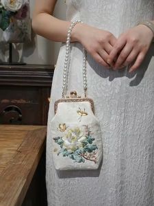 daidai (Ready Stock) Women Pearl Embroidered Cheongsam Handbag Shoulder Clutch Bag 珍珠绣花竹节手提包古风旗袍宴会手拿包链条包金属锁扣绣珠包