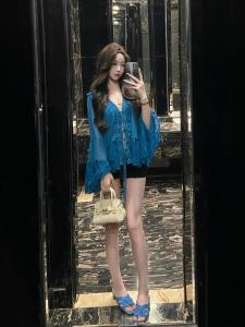 เสื้อเชิ้ตแขนยาวผู้หญิงสไตล์ฝรั่งเศส แขนยาวคลุมข้อมือ ผ้าลูกไม้ ทรงหลวม ป้องกันแสงแดด ฤดูร้อน 2024 คอวี ปกโปโล