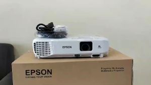 Proyektor Epson EB W06