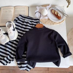 Áo Sơ Mi Trẻ Em Mùa Thu Đông Mới Màu Trơn Cổ Cao Thường Ngày Cho Bé Trai Áo Phông Trẻ Trung Thoải Mái Vải Polyester