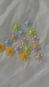 [FREE SHIP] Crocs Jibbitz Sticker gắn dép hình bông hoa xinh xắn bằng nhựa trong - Có Nút Gắn