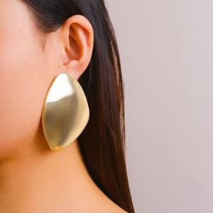 Exaggerated Large Smooth Surface Metal Stud Earrings for Women Trendy Ladies Daily Street Accessories 2024 Fashion jewelry Gifts