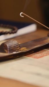 65g Natural Incense Sticks Handmade Sandalwood Agarwood Indoor Purification Air Refreshing Fragrance 180pcs 天然小线香