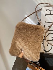 Lamb Fur Womens Crossbody Phone Bag 2023 New Korean Style Versatile Single Shoulder Slant Bag Mobile Phone Pouch Fashionable
