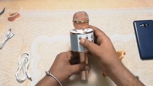 Micro Hát Karaoke Bluetooth Không Dây WS-858