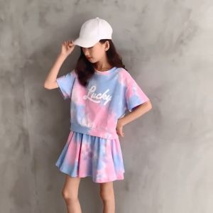 Malss เสื้อมัดย้อมเด็ก ชุดเที่ยวทะเลเด็ก ใหม่เวอร์ชั่นเกาหลีสาวน้อยกระโปรงสั้นชุดเซท ชุดกีฬาเด็กผญ