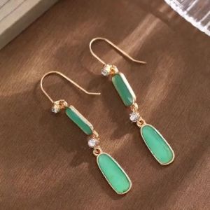 Elegant Oval-Shaped Earrings Set with Artificial Gemstones Long and Drapey Suitable for Workplace Commuting and Casual Outings