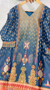 [PRE ORDER : 10 DAYS] Kavomya Womens Heavy Chinon Silk Digital Floral Printed Kurti Pant Dupatta 3-Piece Set | Readymade Ethnic Festive Wear Suit Set (Sizes: M to XXL | ST-0196)