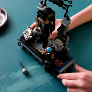 LEGO Wednesday 76780 Wednesday Addams Figure (702 Pieces)