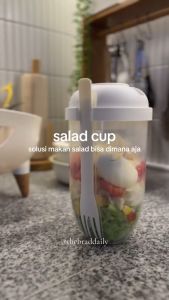 Gelas Salad Portable Plastik dengan Garpu & Tempat Saus - Praktis & Mudah Dibawa