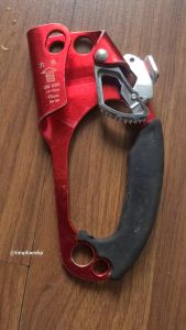 Thiết bị kẹp dây cứu hộ thám hiểm kéo căng dây thừng 8-13mm chịu lực 4KN thép không gỉ siêu nhẹ. Dùng hỗ trợ leo núi