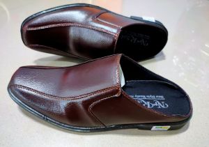 Sepatu Sendal  coklat selop kulit pria/Sepatu selop coklat pria/Sepatu selop kulit formal kerja dinas santai/SENDAL SELOP UKURAN  35 36 37 38 39 40 41 42 43 44