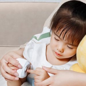 Seemagic Electric Nail Trimmer Adult Baby Nail Clipper Trimmer Cutter Polish Anti Slip Sharpener Hand Foot Nail Manicure Trimmer With LED Light