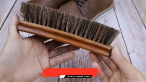 6.6 Inch Horsehair Shoe Brush Long Wood Handle Shoe Shine Brush For Boots Shoes Other Leather Care