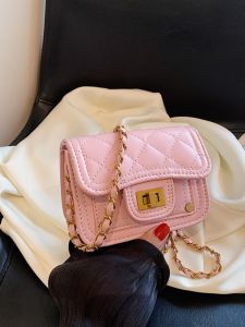 กระเป๋าใส่หูฟังทรงสี่เหลี่ยมเล็กแบบลำลอง กระเป๋าสะพายข้างผ้าเดนิมซักแล้ว สายโซ่ตกแต่ง กระเป๋าถือแบบมินิ กระเป๋าแฟชั่นสำหรับผู้หญิง ปี 2025