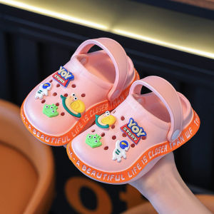 Cute Childrens Summer Hole Hole Shoes Indoor Outdoor Anti-Slip Slippers Parent-Child Slippers Comfortable Breathable EVA Material