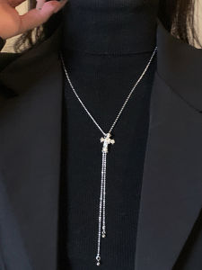 Womens Cross Necklace Tassel Sweater Chain Lightweight Luxury Clavicle Chain Pendant Necklace New Fashion Jewelry Accessories