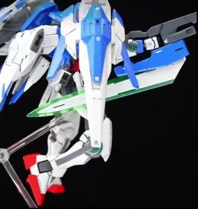 Bandai | Bộ Mô Hình Mecha Chiến Đấu Nâng Cấp HG Với Kiếm GN & Bộ Lắp Ráp Ba Lô Bay Dành Cho Người Sưu Tầm Và Quà Tặng Cho Bé Trai Tỷ Lệ 1/144 15cm