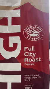 Date 07/27 Cà phê hạt rang Full City Roast Highlands Coffee gói 200g