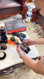 Combo âm thanh giảm trên 500k / giá siêu hời Mixer Cao Cấp KT16 + Micro Không Dây K60Pro Thích Hợp Karaoke Hay Sân Khấu Lớn Chuyên Nghiệp Âm Thanh Sống Động Bảo Hành 12 Tháng