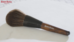 ROSY ROSA คอลเลกชันแปรงแต่งหน้า / แปรงระดับมืออาชีพเพื่อการแต่งหน้าที่เรียบเนียน / ส่งตรงจากญี่ปุ่น