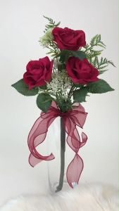 ช่อกุหลาบวาเลนไทน์ กุหลาบปลอมจัดช่อพร้อมผูกโบว์ กุหลาบสีแดงกำมะหยี่