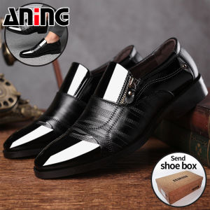 Setelan Bisnis Pria Sepatu Kulit Hitam dengan Box 8809