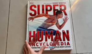 [Original Hardcover] Super Human Encyclopedia: Discover The Amazing Things Your Body Can Do (Preloved like New)