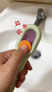 แปรงขัด อเนกประสงค์ พร้อมที่ใส่น้ำยา มีที่แขวน แปรงขัดรองเท้า