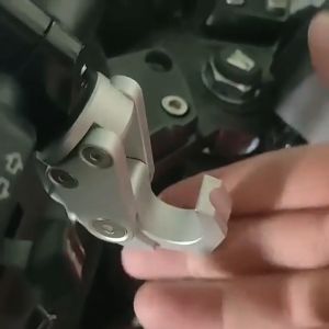 Kait Gantungan Helm Motor Honda PCX125 & PCX160 Ukuran 22mm