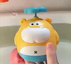 Mainan Mandi Anak Bayi Cute Hippo Tumbler Water Spray 2 in 1 Original