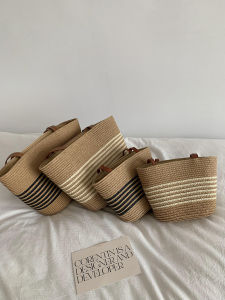 Li Qiaoyu Classic Simple Stripe Woven Bag Large Capacity Casual Versatile Beach Sand Handheld Single Shoulder Bag