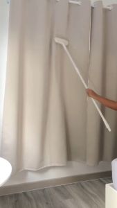 ลูกกลิ้งที่กลิ้งกำจัดฝุ่น 2 ระดับ เก็บขน และ ลูกกลิ้งเก็บผม ไม่ทิ้งครบ สามารถปรับได้