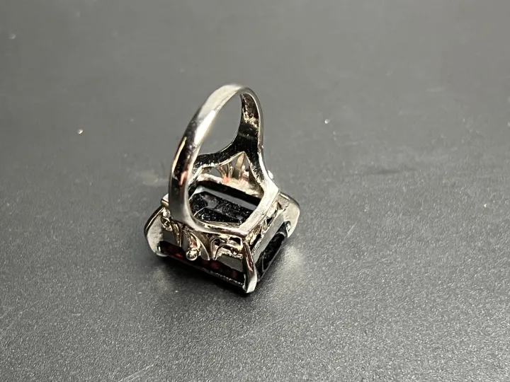 Nh%E1%BA%ABn%20m%E1%BA%B7t%20ng%E1%BB%8Dc%20h%E1%BB%93ng%20l%E1%BB%B1u%20h%C3%ACnh%20ch%E1%BB%AF%20nh%E1%BA%ADt,%20khung%20kh%E1%BA%AFc%20silver,%20ni%206,5-7,%20h%C3%A0ng%20si%20nh%E1%BA%ADt%20%C4%91%E1%BB%99%20m%E1%BB%9Bi%2098%25%20-%20Image%203