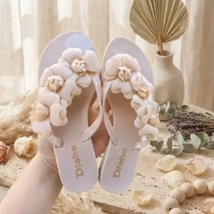 Ladies Fashion Floral Jelly Slippers Tsinelas Pambabae Maganda Disenyo Slip‑on Sandals Beach & Daily Use