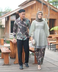 Batik Couple Kebaya Modern & Kebaya Wisuda Tunangan Lamaran: Pilihan Terbaik untuk Acara Penting