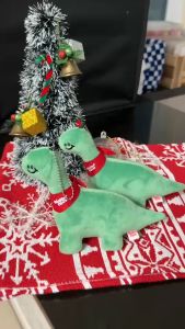 Dino Pet Toy ตุ๊กตาของเล่นรูปไดโนเสาร์สำหรับน้องหมาน้องแมว