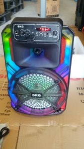 8 นิ้ว ลำโพงบลูทูธ ดอก 2 นิ้ว ลำโพงบลูทูธ 1500W ไฟวิบวับ เปิด-ปิด รุ่น KG-057 สีดำ