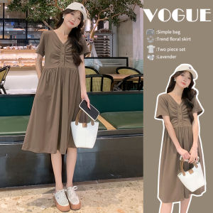 Slimming Maternity Dress With Nursing Zip