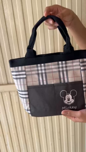 กระเป๋าถือ ลิขสิทธิ์ครับ กระเป๋าถือโดราเอม่อน กระเป๋าถือมิกกี้เมาส์