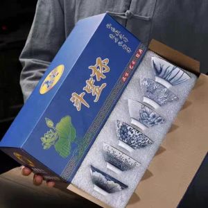 Modern Simple Ceramic Tea Cup Blue And White Glazed Undercolor Owner Cup for Home Tea Drinking Gongfu Hat Cup Vintage Gift