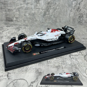 Bburago | Simulated Alloy Car Model 1:18