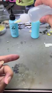 Lanrui 100ml Push Liquid Alcohol Bottle Dispenser for Rosin Solder Flux Paste Mobile Phone PCB Cleaning Welding Repair