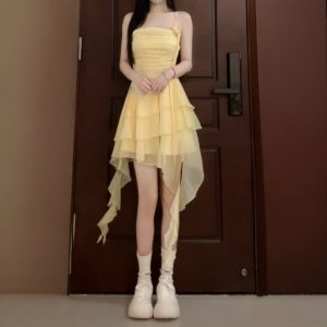 CHANGTONG | French Unique Fashionable Halter Dress Short